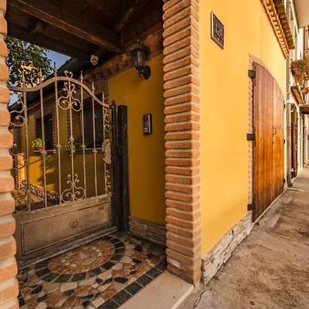 La Loggia Bed and Breakfast Comacchio Exteriör bild
