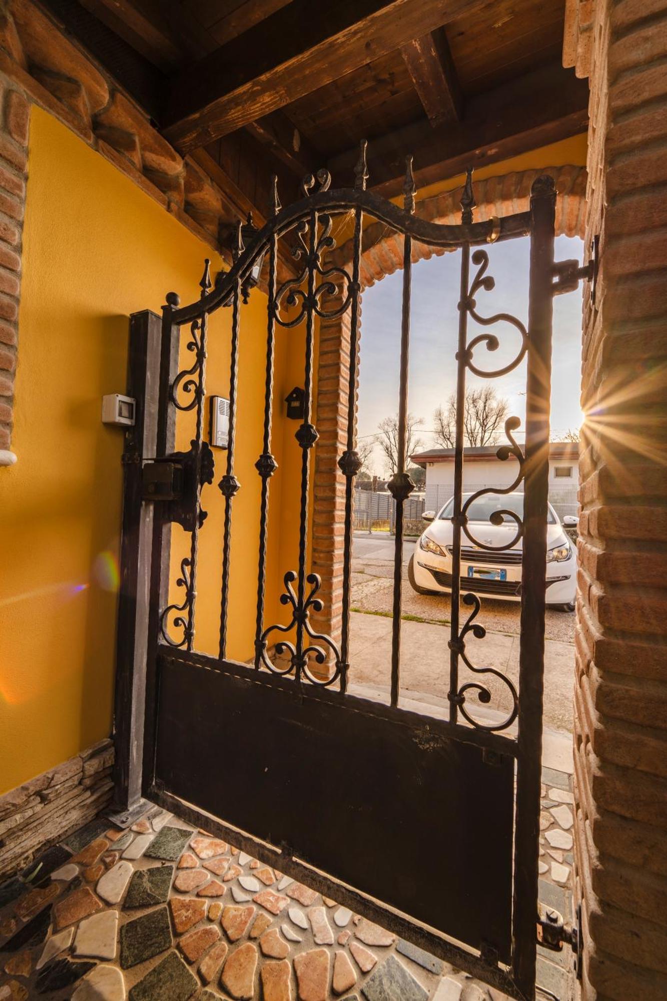 La Loggia Bed and Breakfast Comacchio Exteriör bild