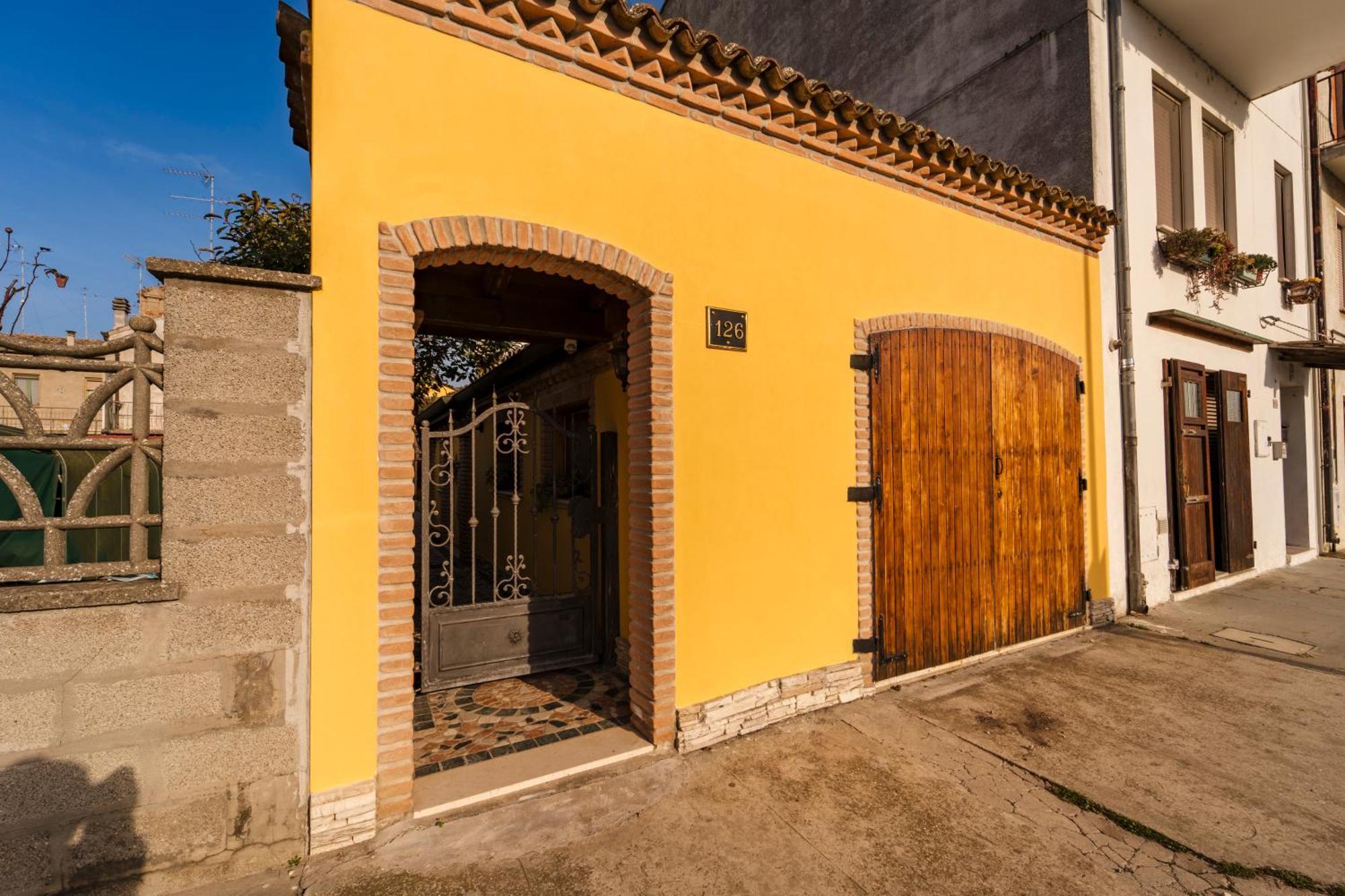 La Loggia Bed and Breakfast Comacchio Exteriör bild